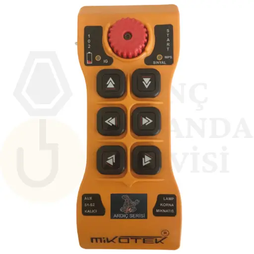 Mikotek Ardıç 106 vinç kumandası, tek hız ve 6 hareketli butonlu özelliğiyle vinçlerinizi hassas bir şekilde kontrol etmenizi sağlar.